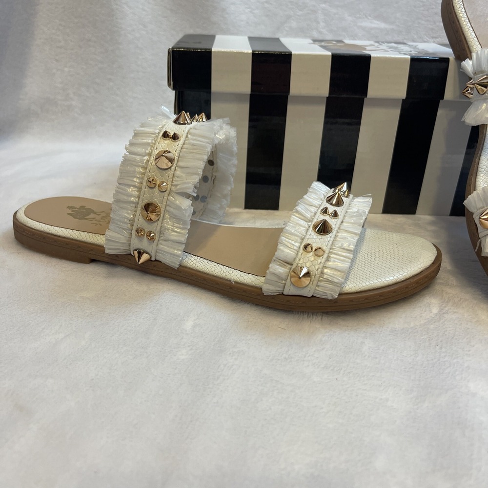 Camel Threads Women's Size 8 Blair Pearl Fridge Spike Sandal - Picture 12 of 12